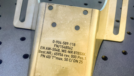 Laser marking on metal 2