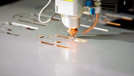 Taglio laser vs metodi di taglio tradizionali 2